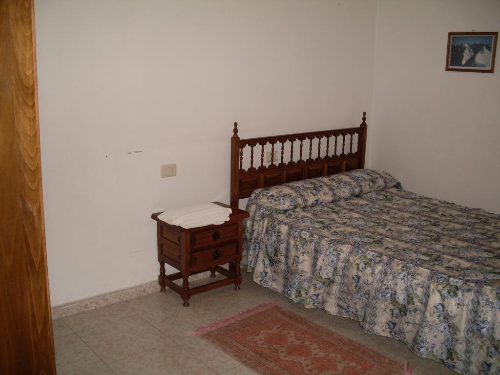 Hotel Terra Galega Monforte De Lemos Quarto foto